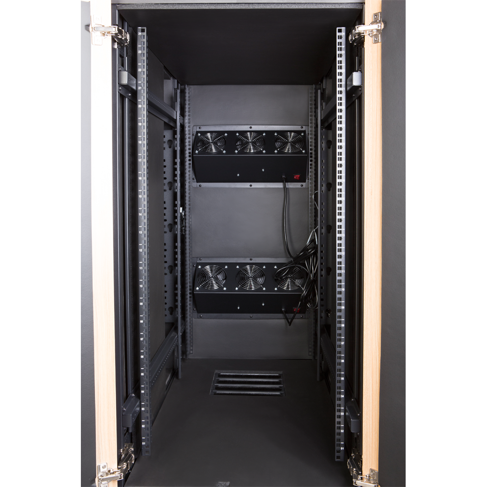 Шкаф LANMASTER SOUNDPROOF звукоизолированный 24U 750x1130 мм, отделка под дерево, цвет лиственница__