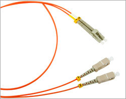 Патч-корд оптический TWT, дуплексный, LC/UPC-SC/UPC, SM, 0.5 м